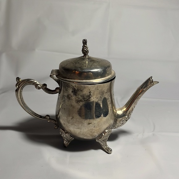 Tiny teapot - Picture 3 of 7